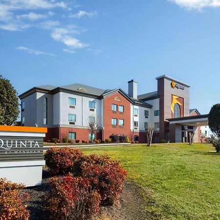 La Quinta By Wyndham Loudon Hotel Exterior photo