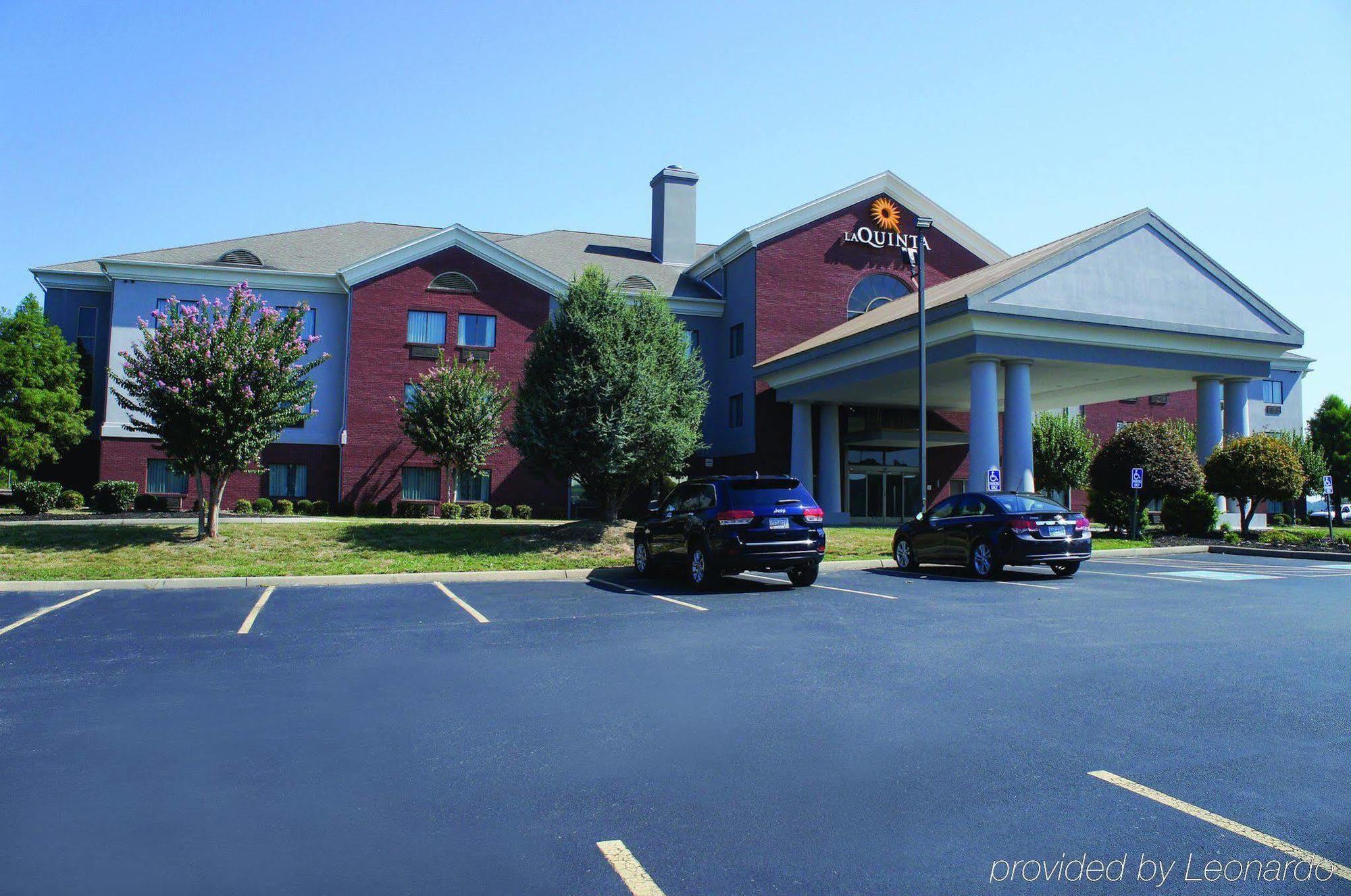La Quinta By Wyndham Loudon Hotel Exterior photo